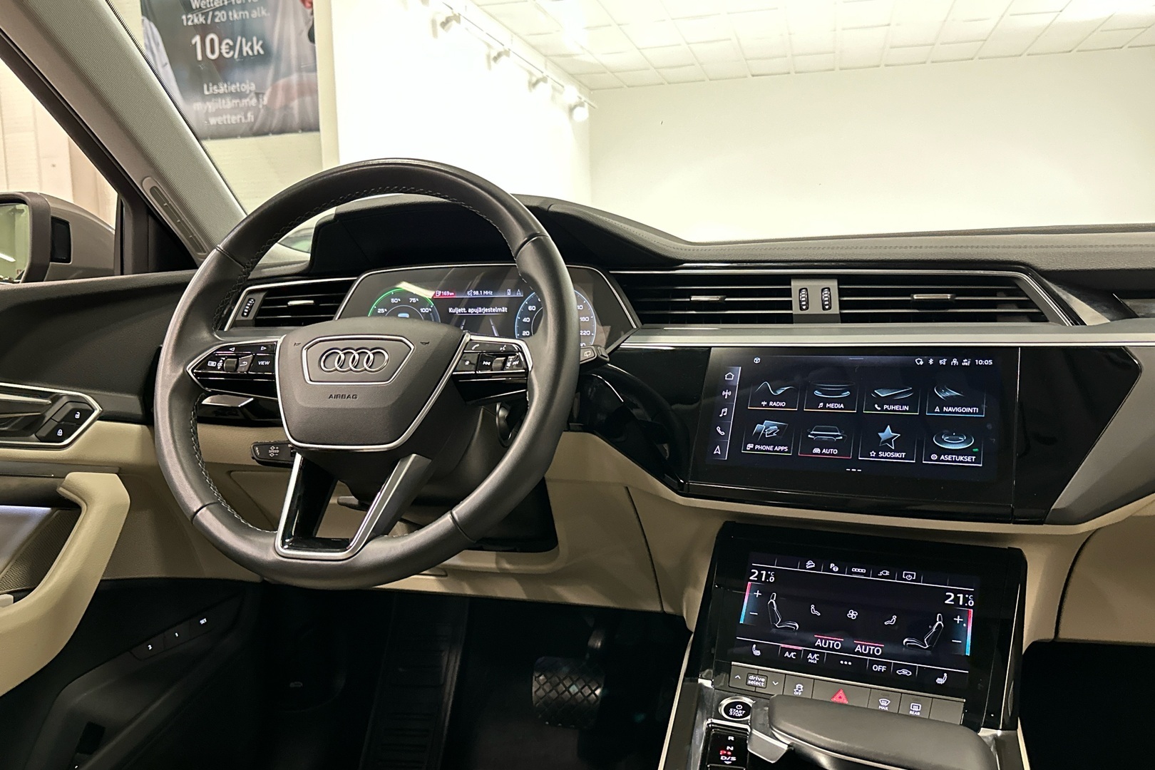 AUDI Q8 e-tron 2023