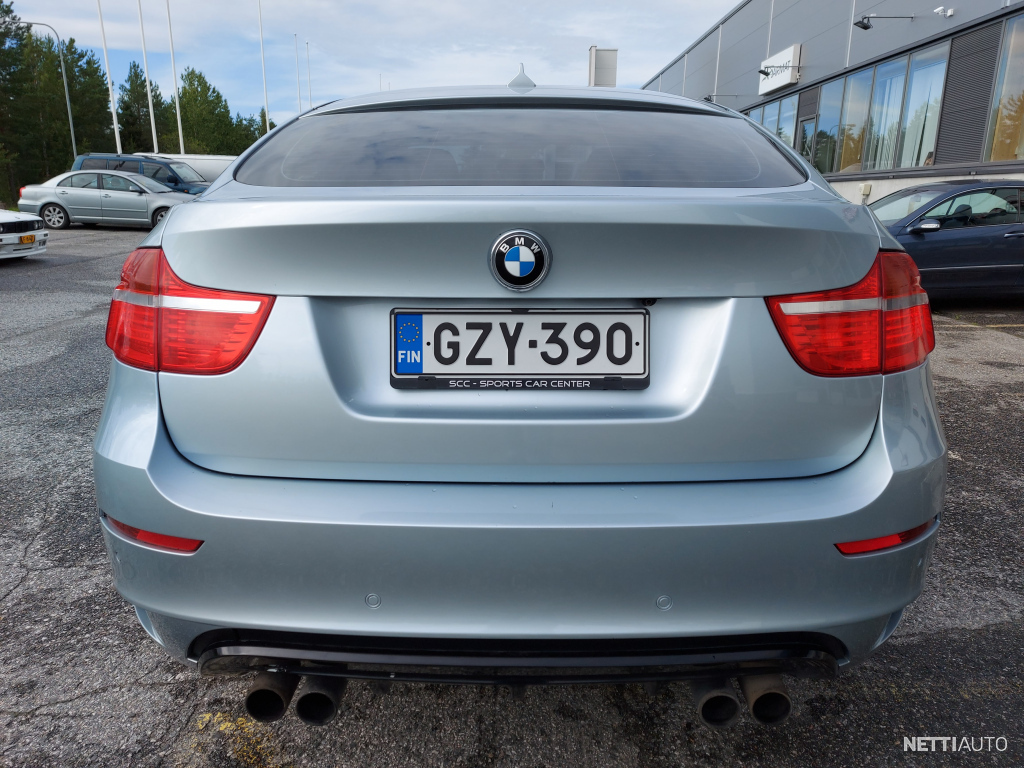 BMW X6M 2011