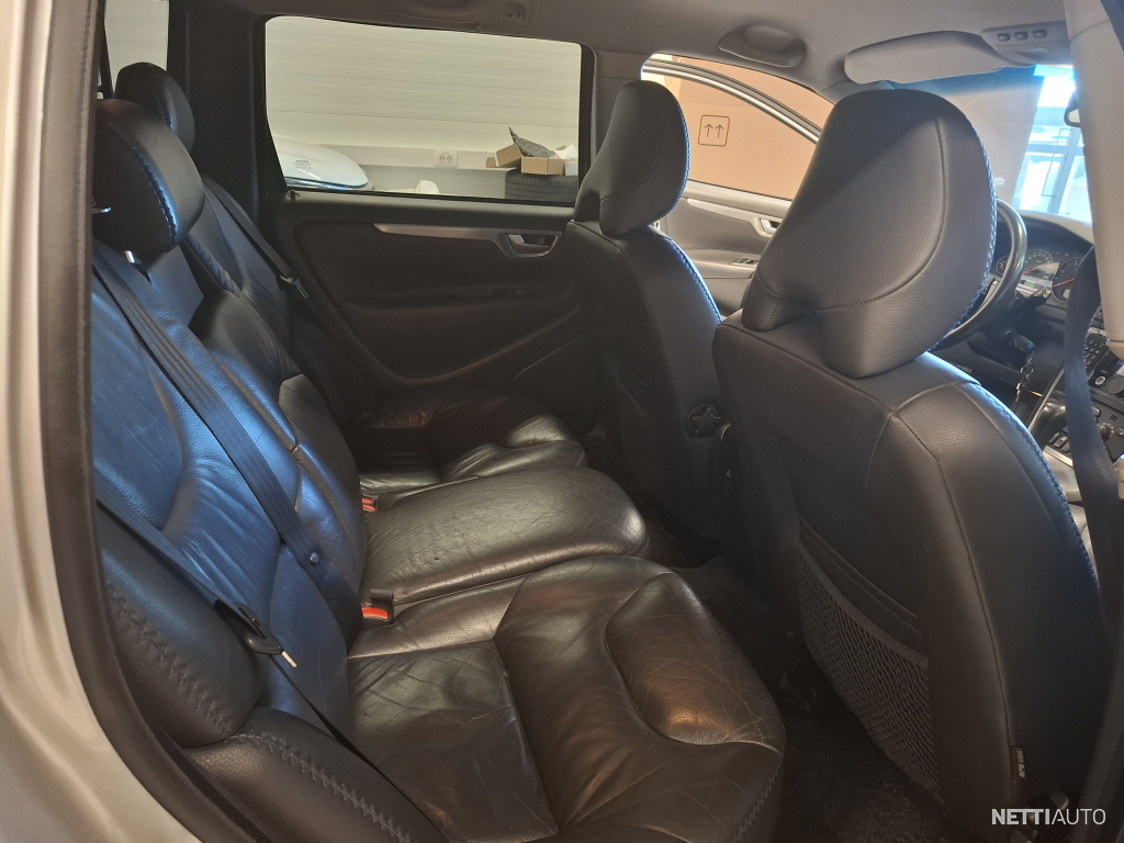Volvo XC70 2006