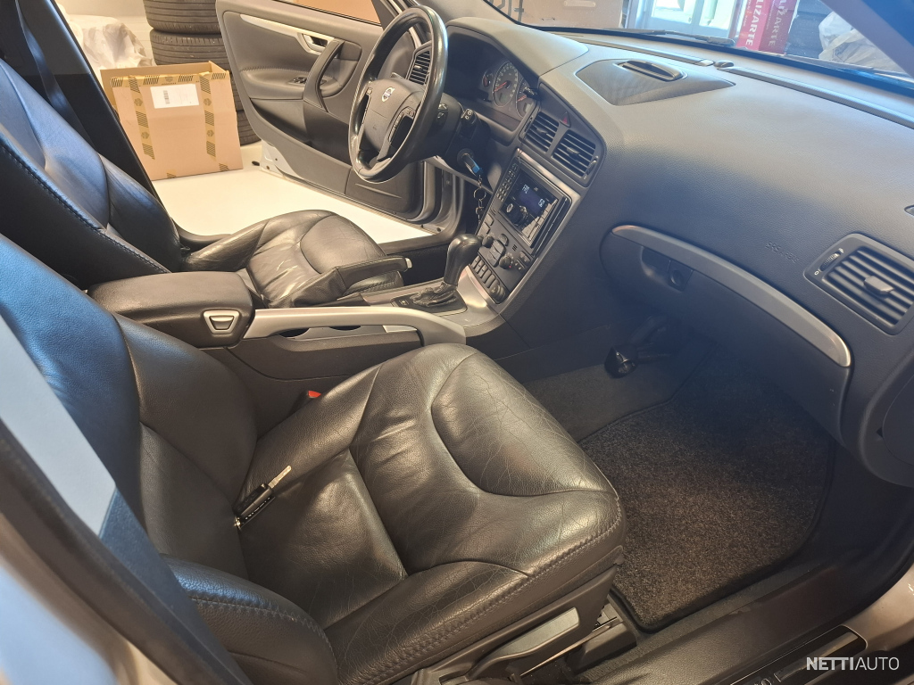 Volvo XC70 2006