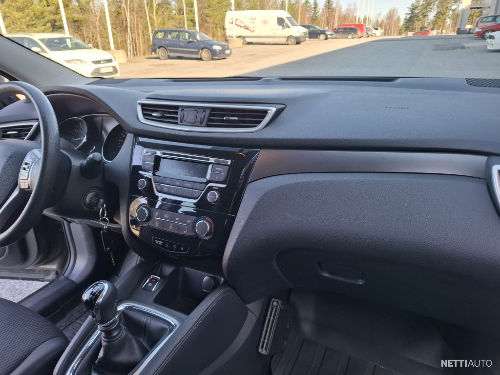 Nissan Qashqai 2015