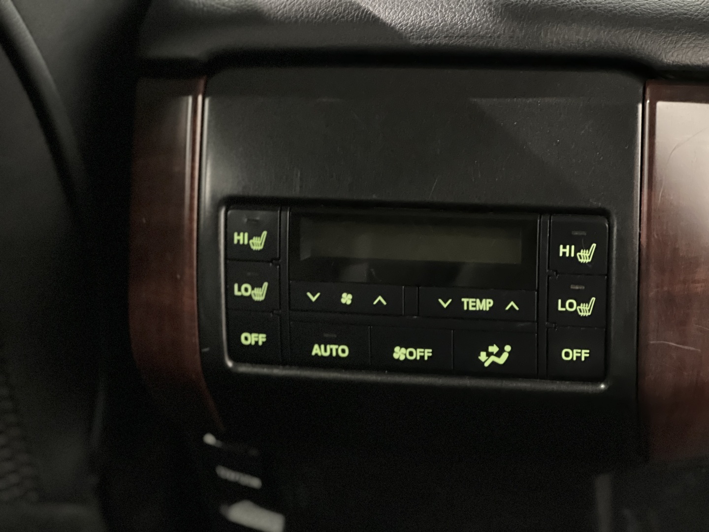 TOYOTA LAND CRUISER 2016
