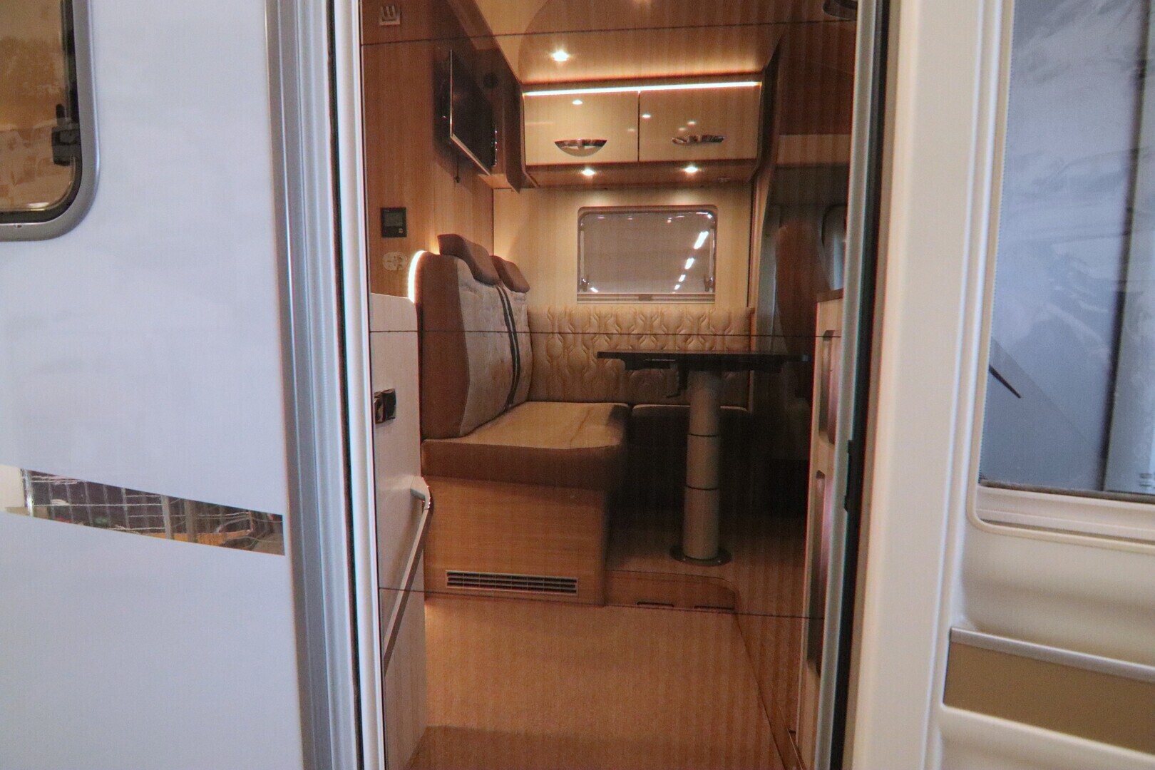 BÜRSTNER LYSEO 690 TIME LIMITED 2020