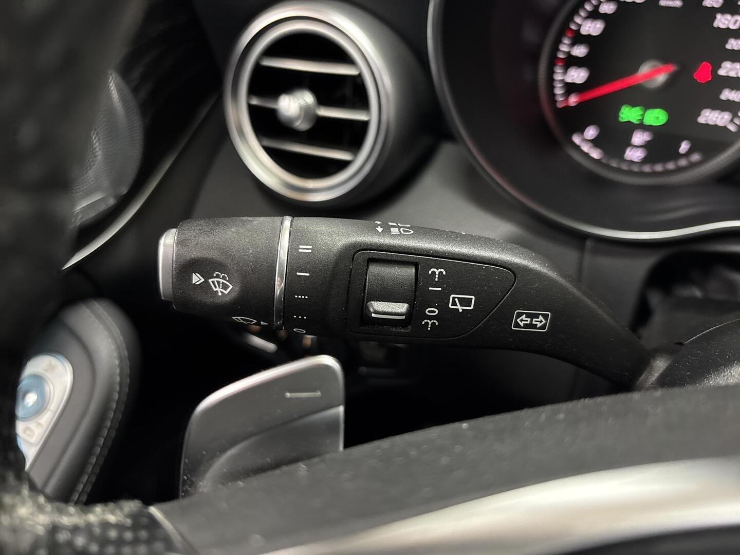 MERCEDES-BENZ C 2015