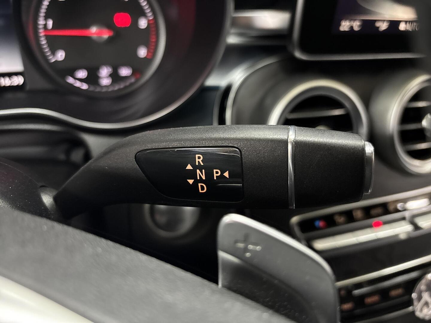 MERCEDES-BENZ C 2015