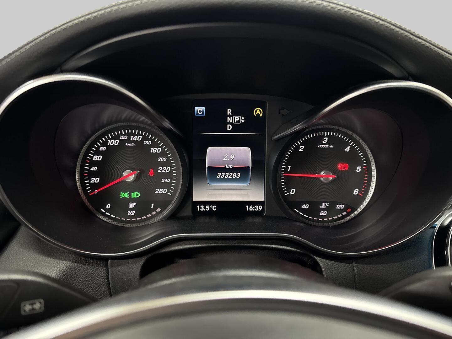 MERCEDES-BENZ C 2015