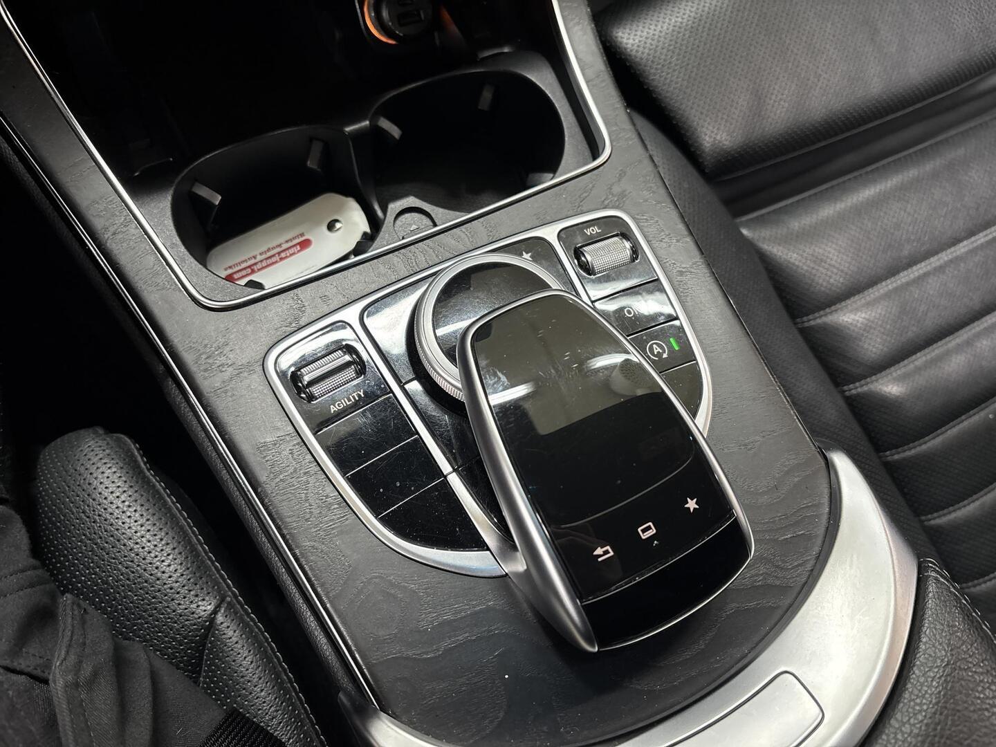 MERCEDES-BENZ C 2015