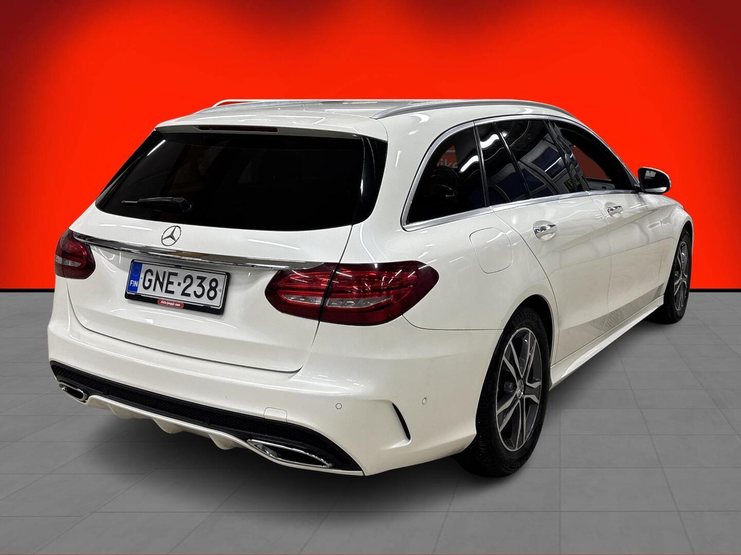 MERCEDES-BENZ C 2015