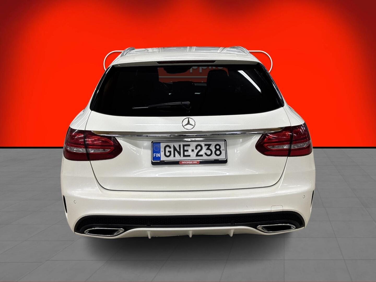 MERCEDES-BENZ C 2015