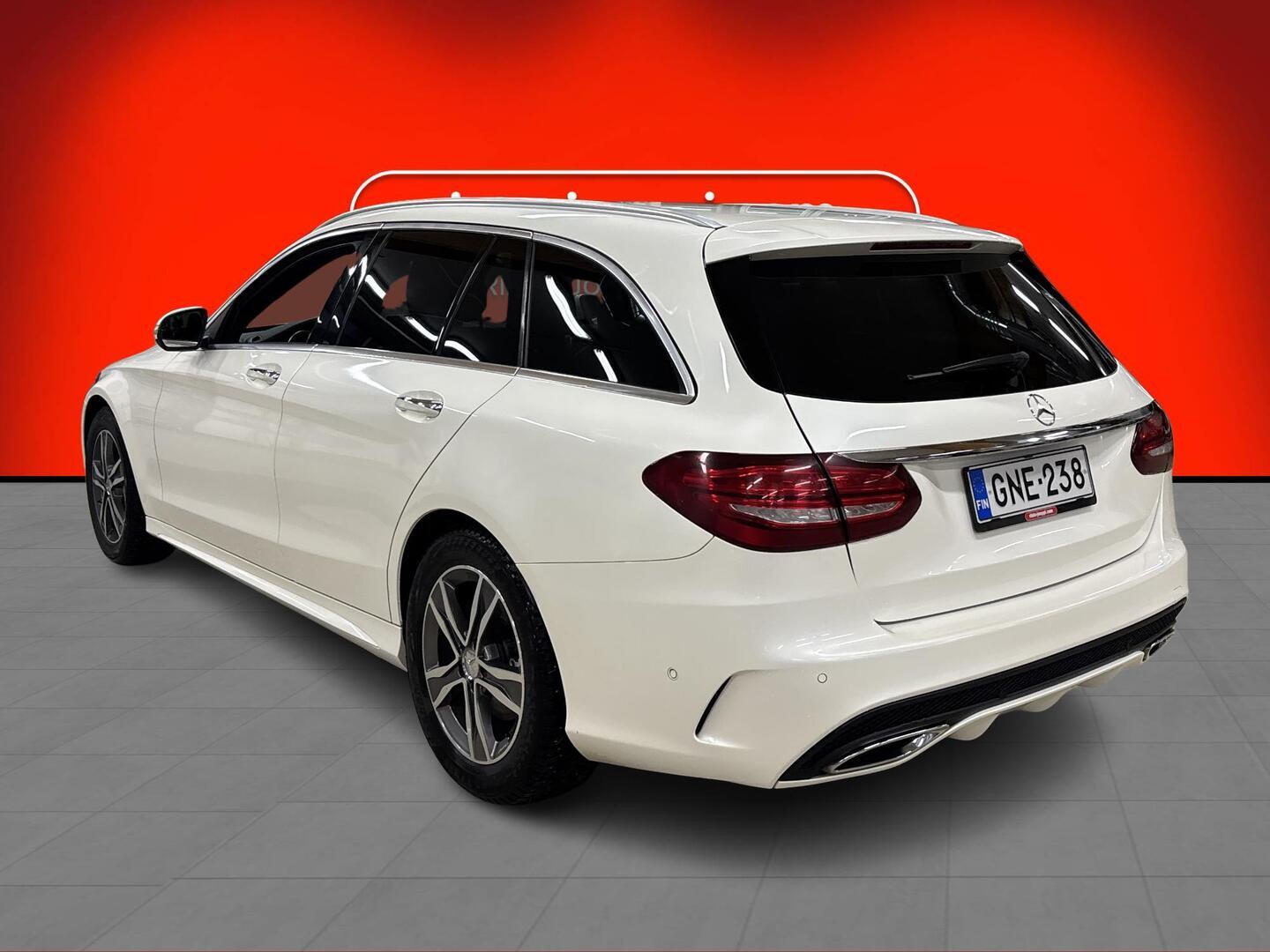 MERCEDES-BENZ C 2015