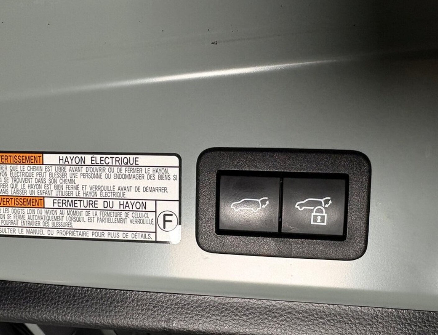 TOYOTA COROLLA CROSS 2024