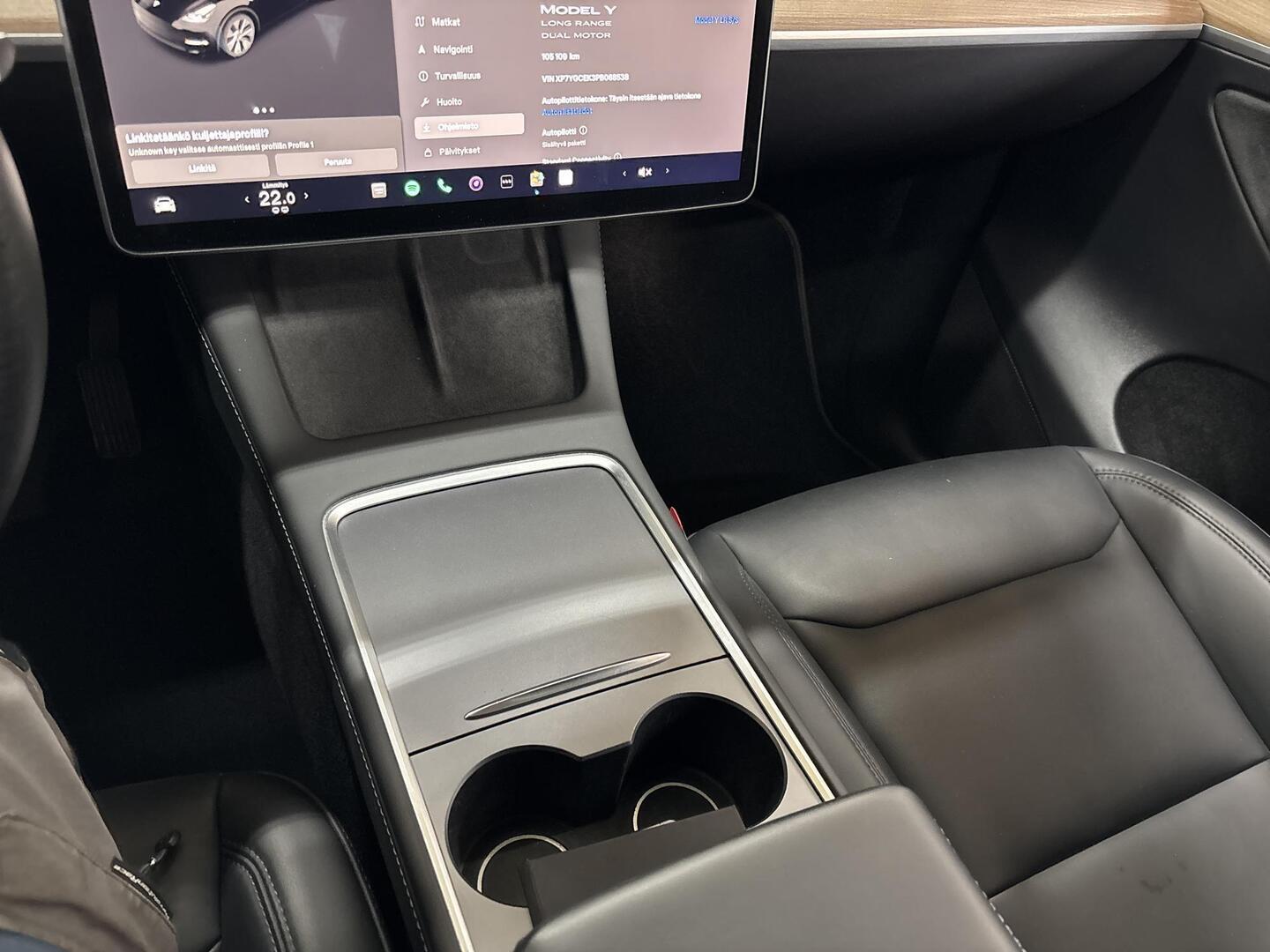 TESLA MODEL Y 2023