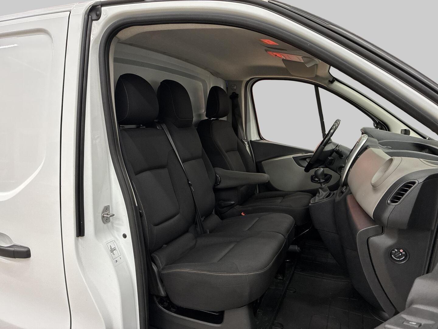 RENAULT Trafic 2017