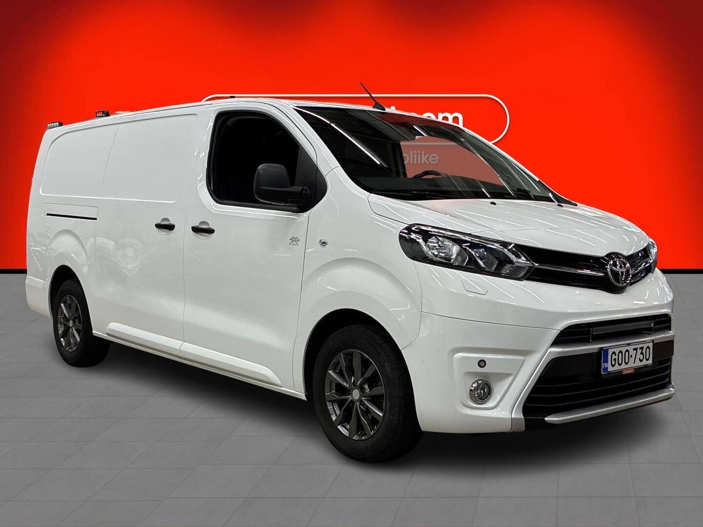 TOYOTA Proace 2021