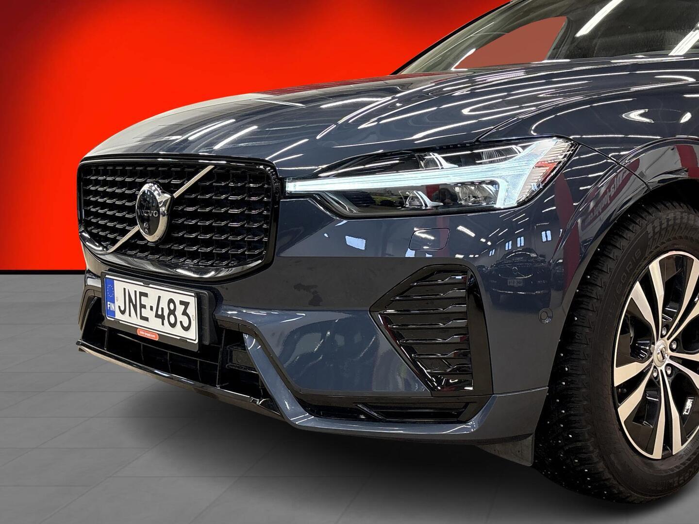 VOLVO XC60 2024