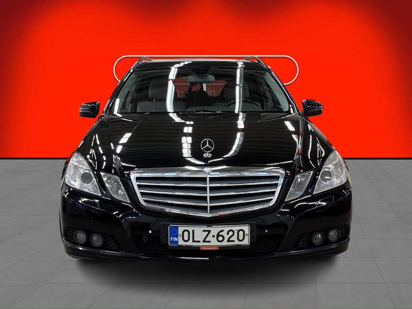 MERCEDES-BENZ E 2010