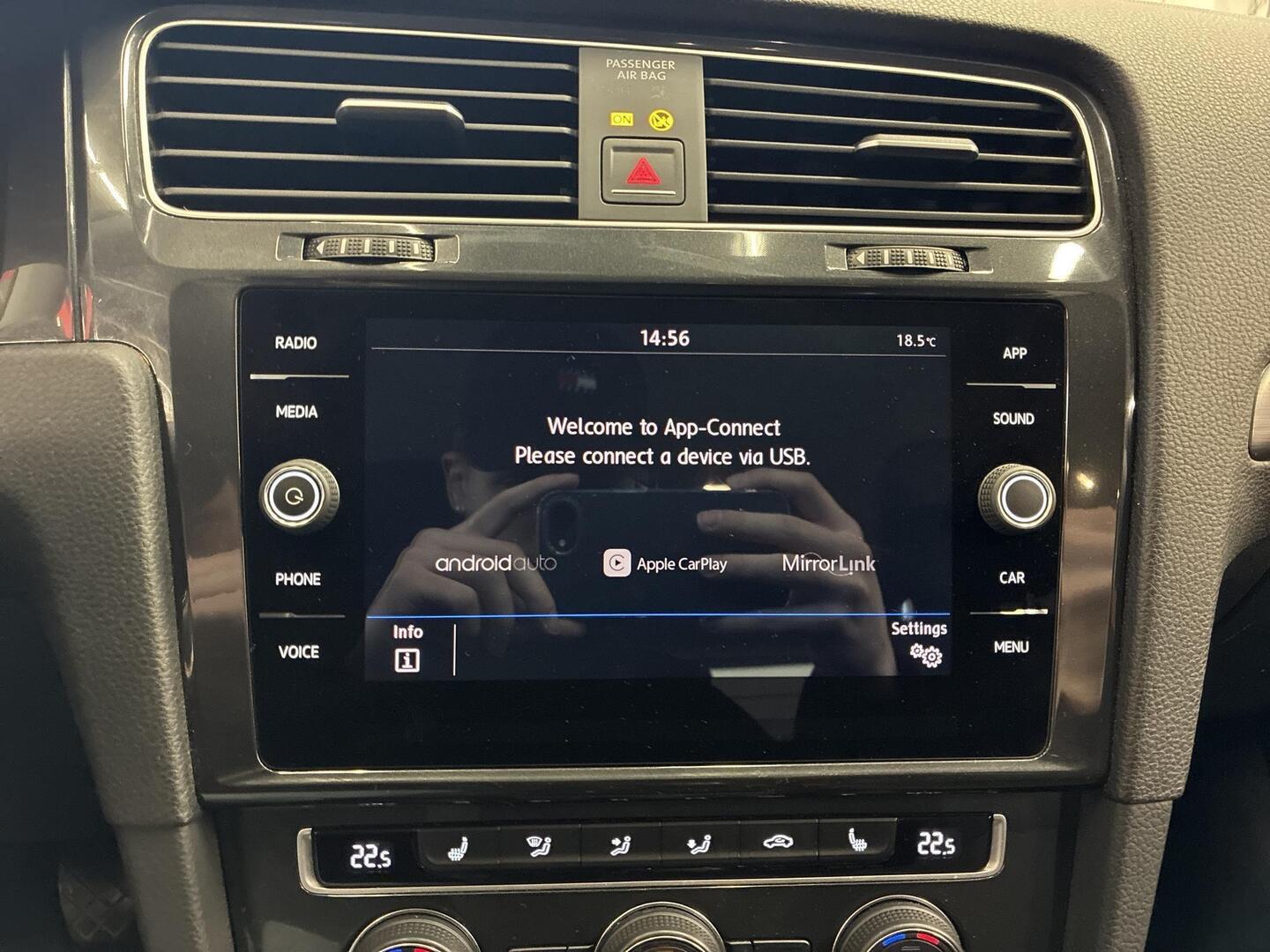 VOLKSWAGEN Golf 2018