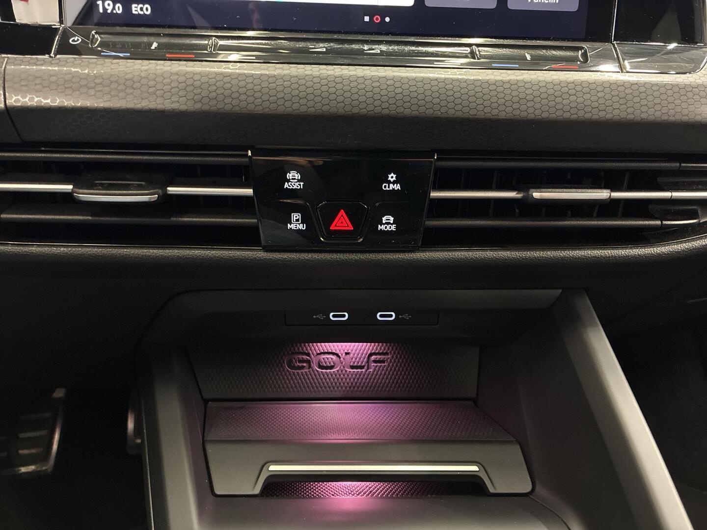 VOLKSWAGEN Golf 2021