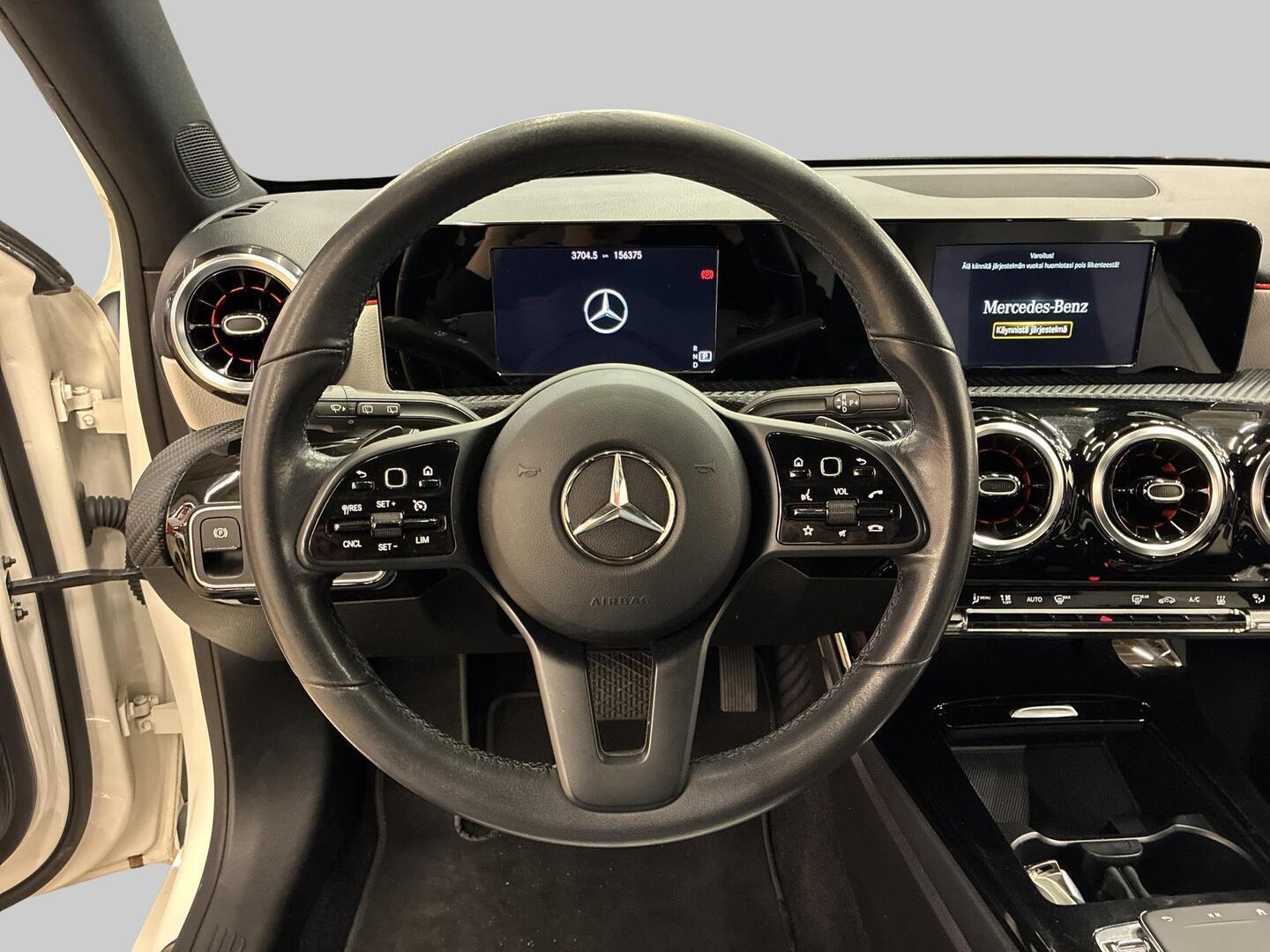MERCEDES-BENZ A 2019