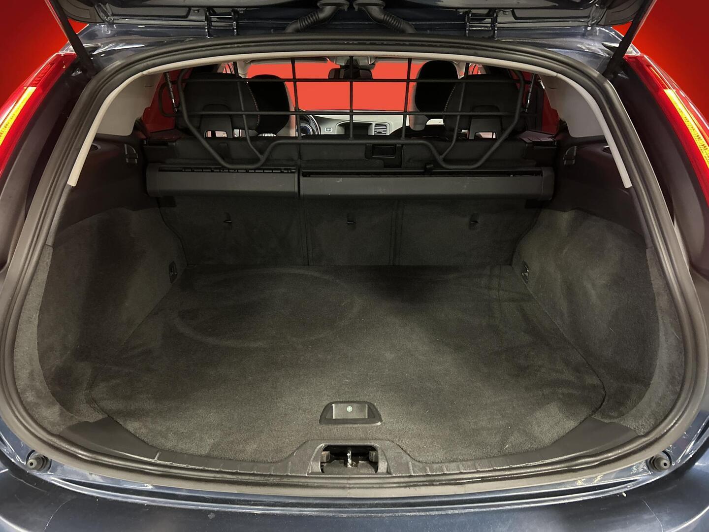 VOLVO V60 2013