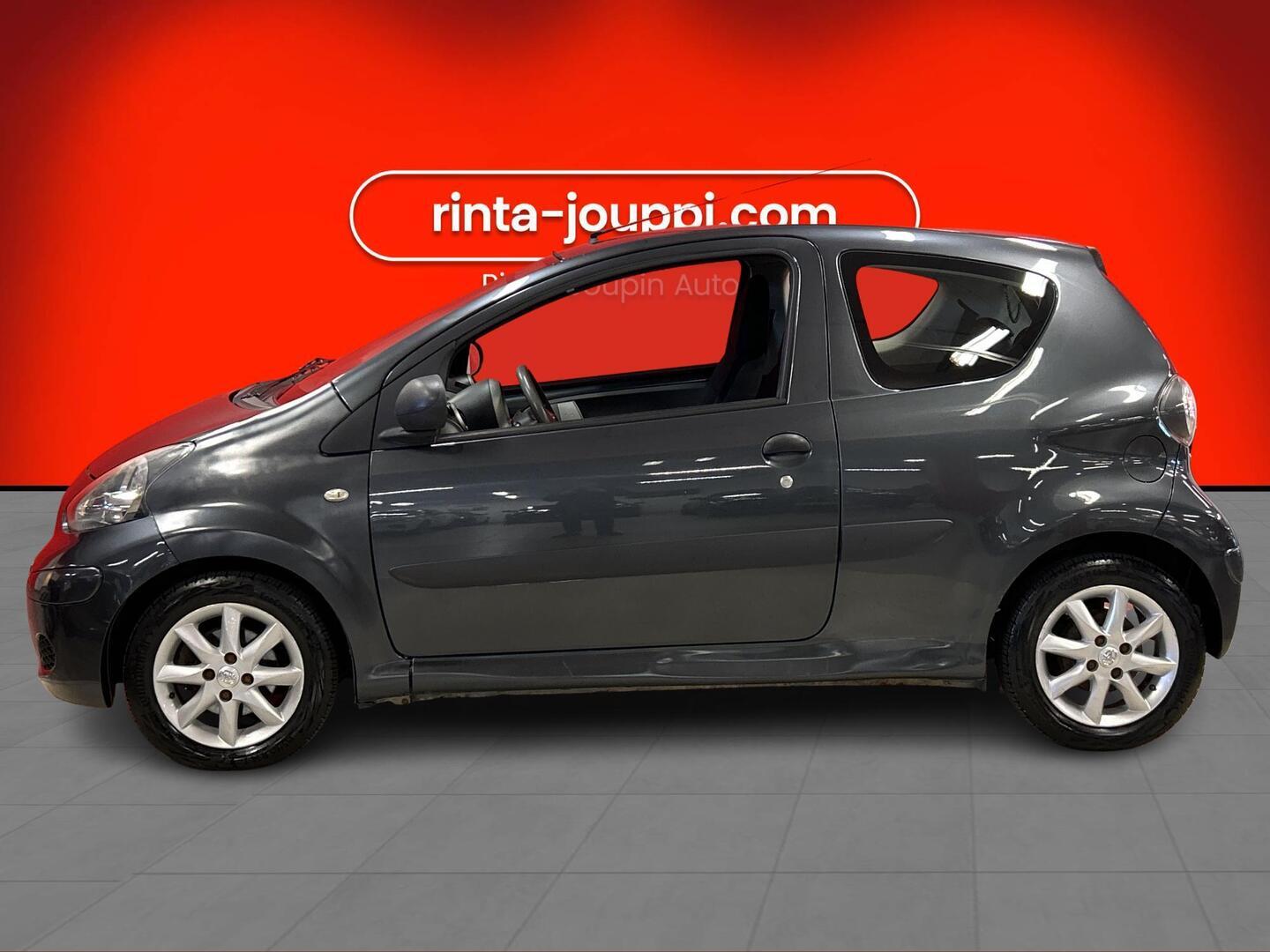 TOYOTA AYGO 2010