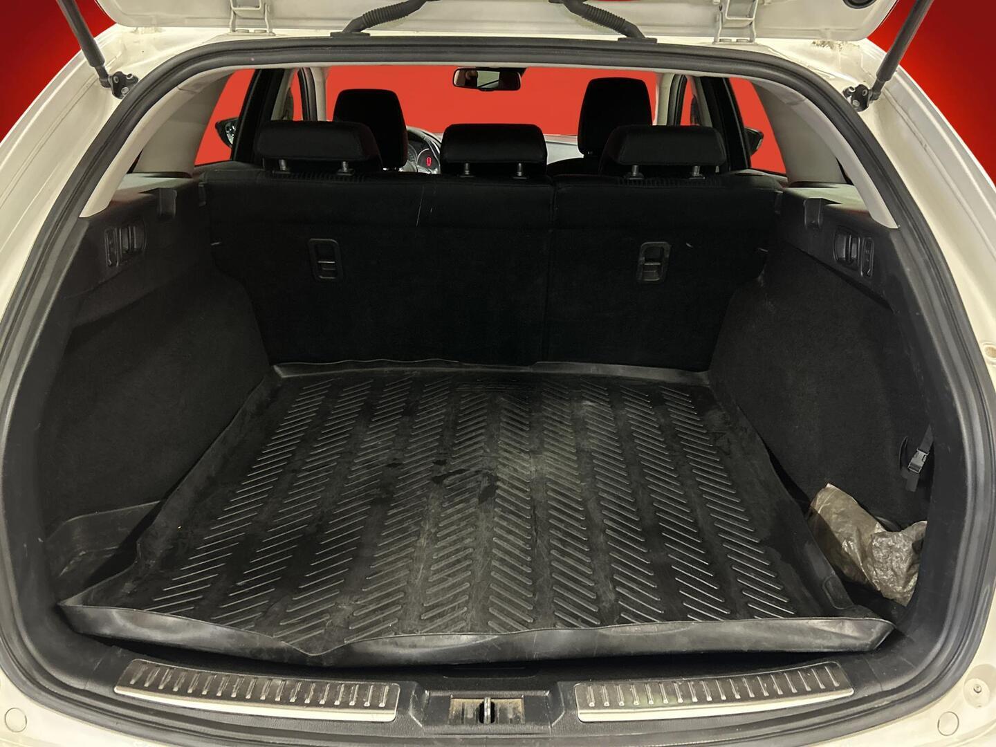MAZDA Mazda6 2013