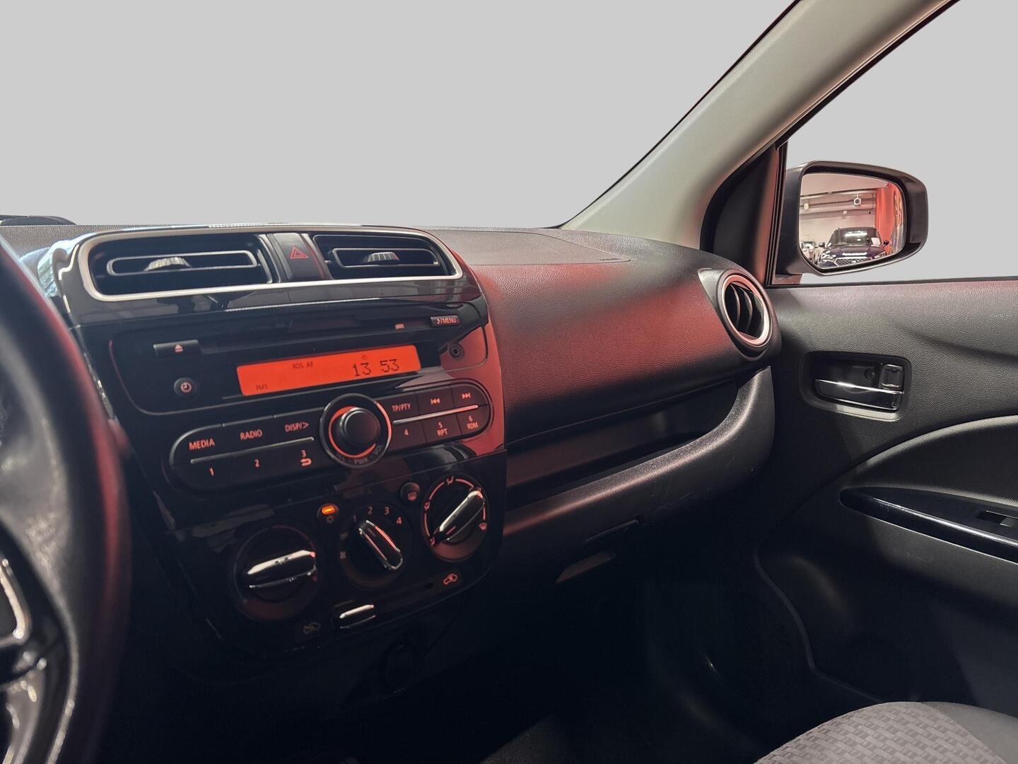 MITSUBISHI Space Star 2018