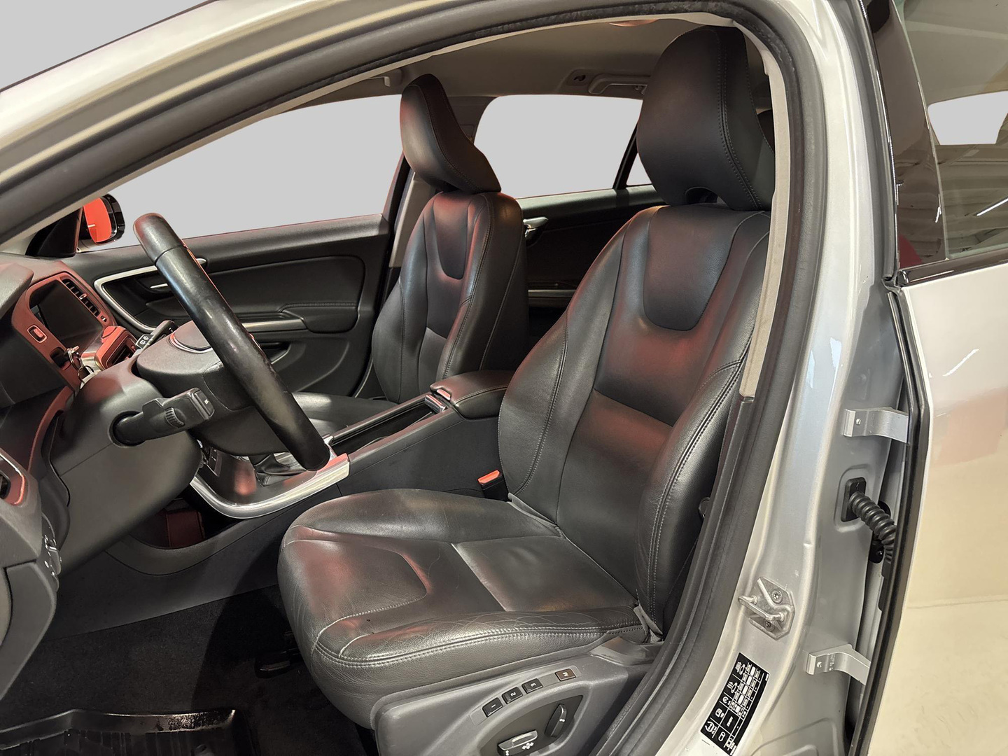 VOLVO V60 Cross Country 2016
