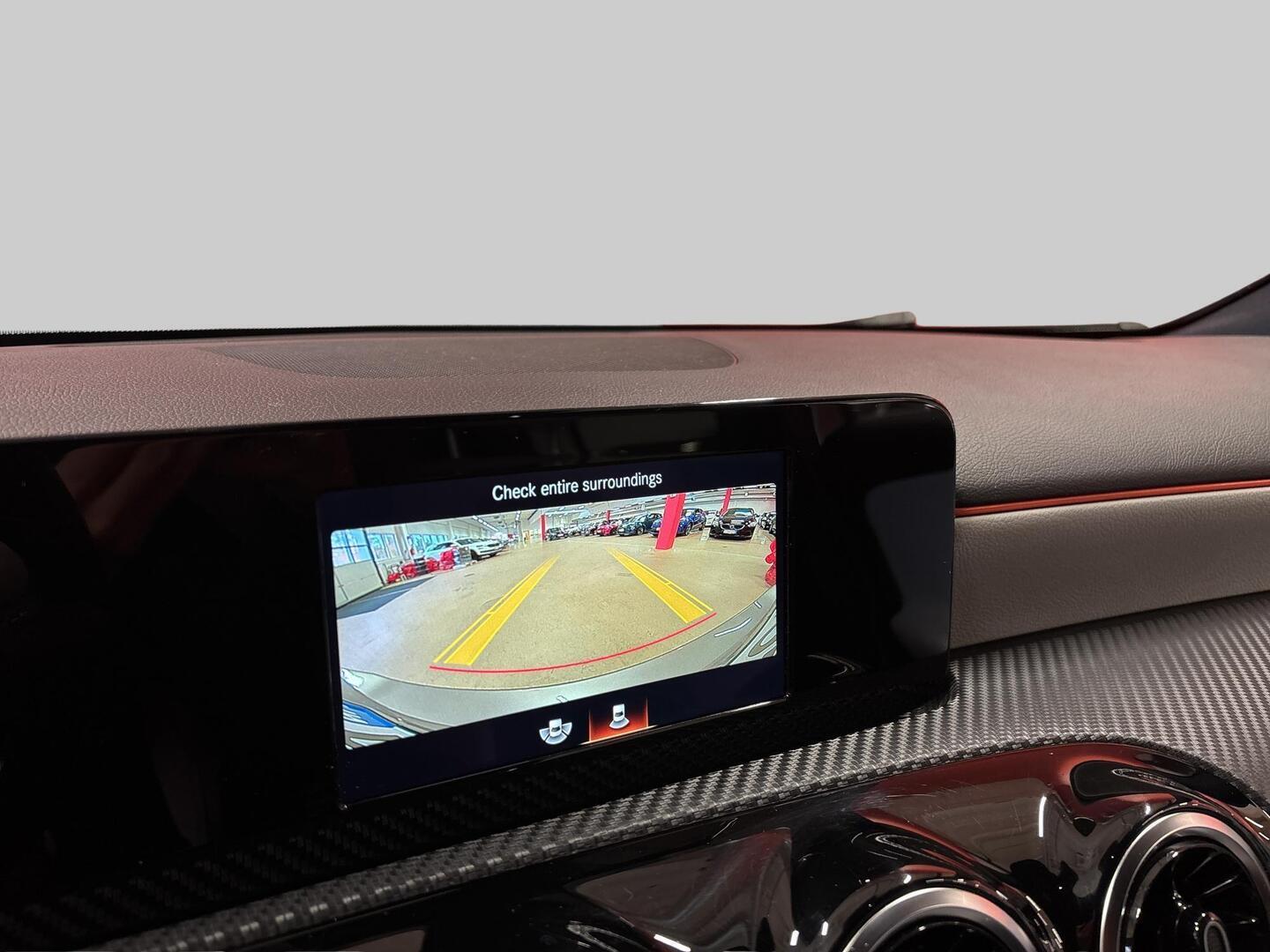 MERCEDES-BENZ A 2019