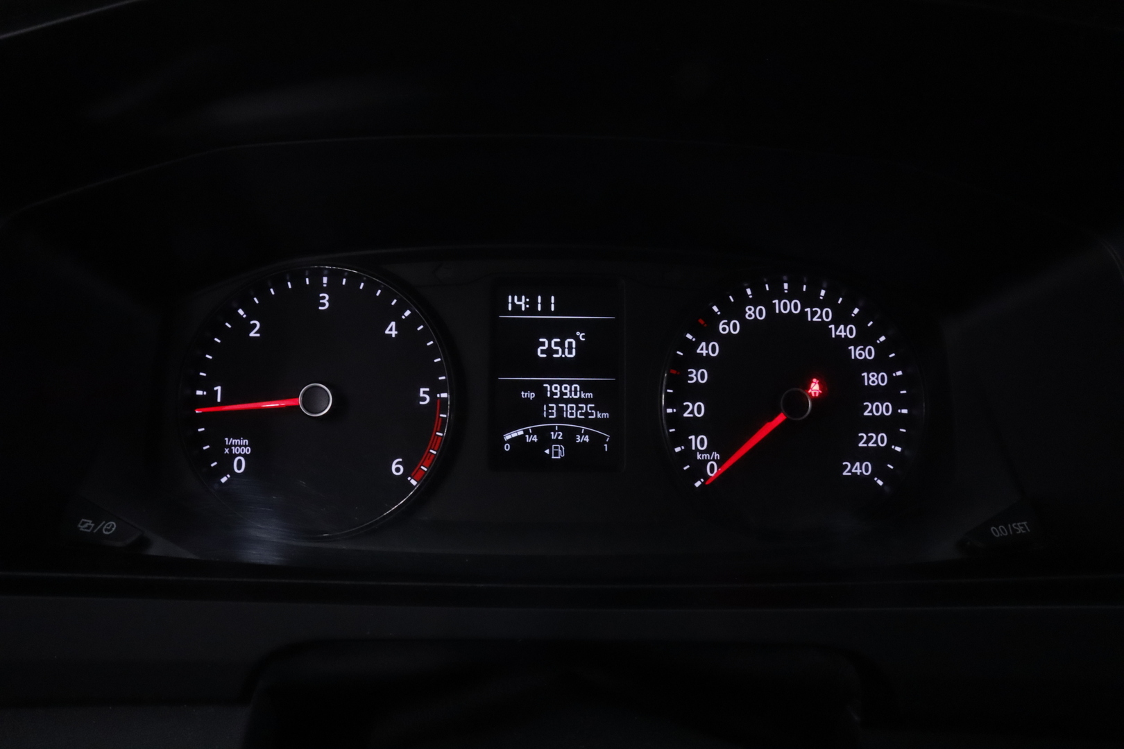 VOLKSWAGEN Transporter 2018