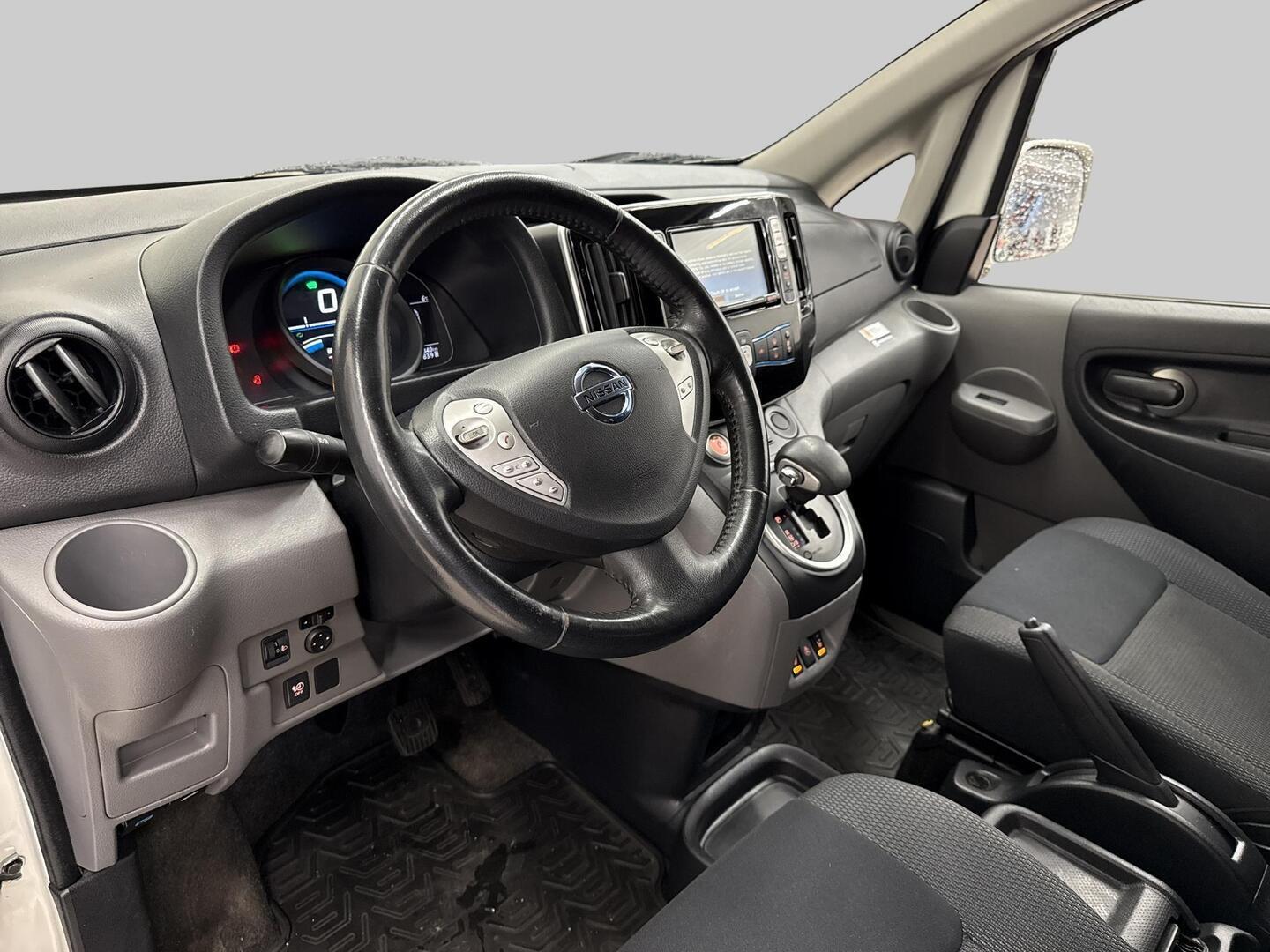 NISSAN e-NV200 2019