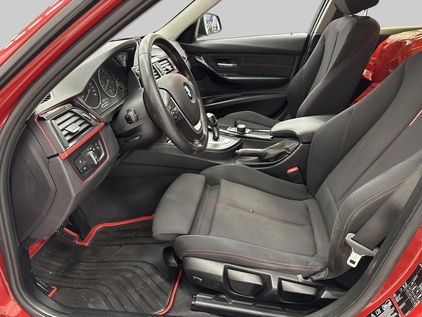 BMW 320 2013