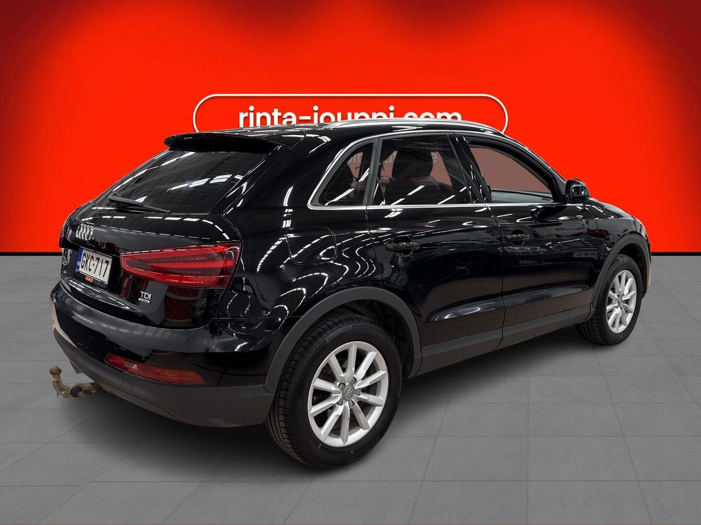 AUDI Q3 2012