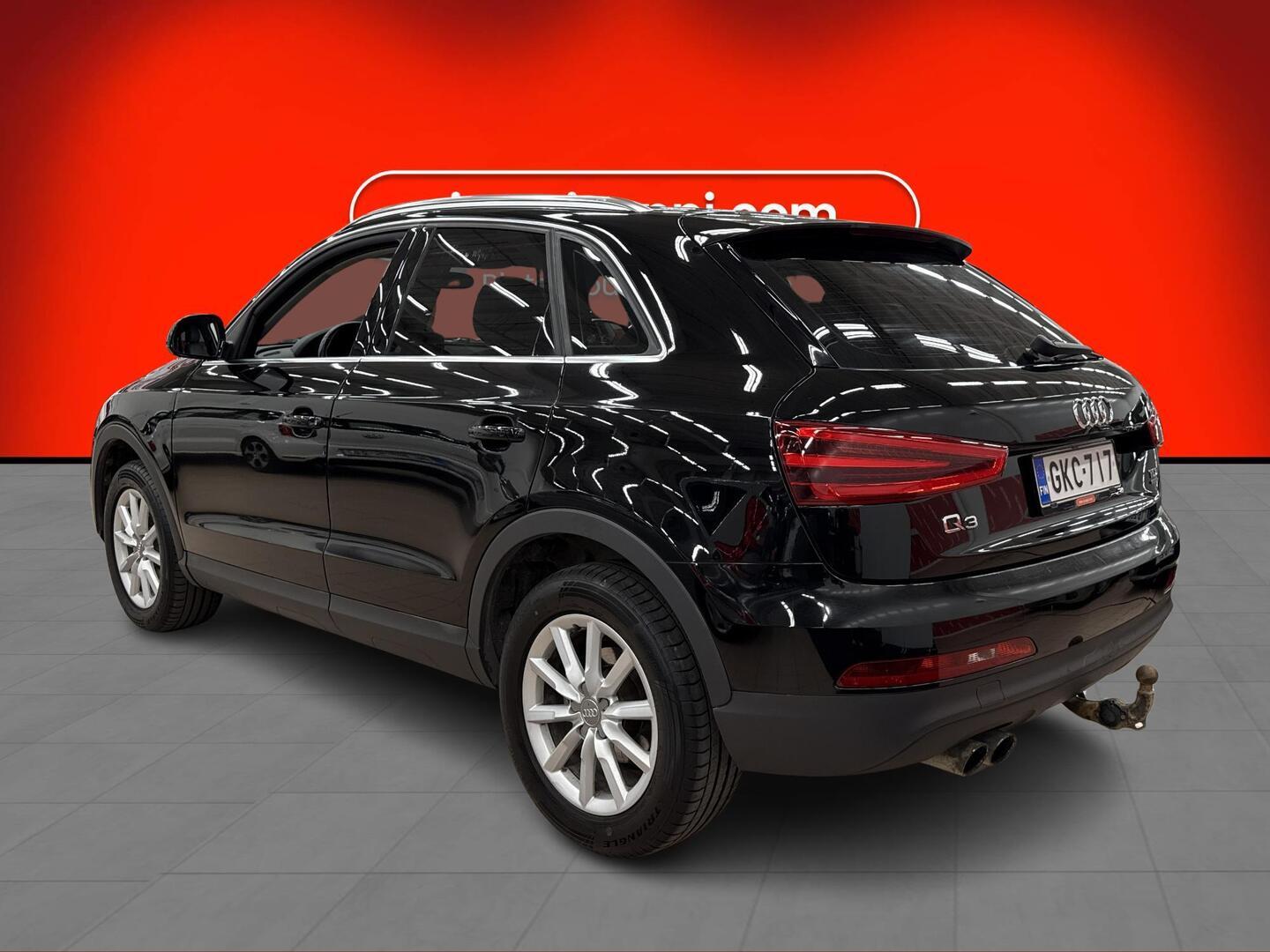 AUDI Q3 2012