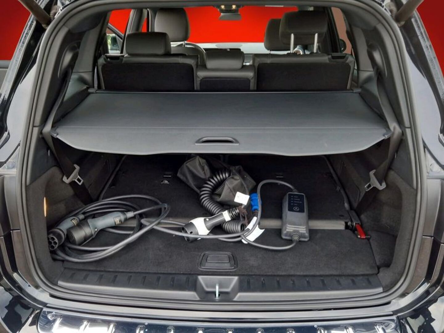 MERCEDES-BENZ EQB 2022