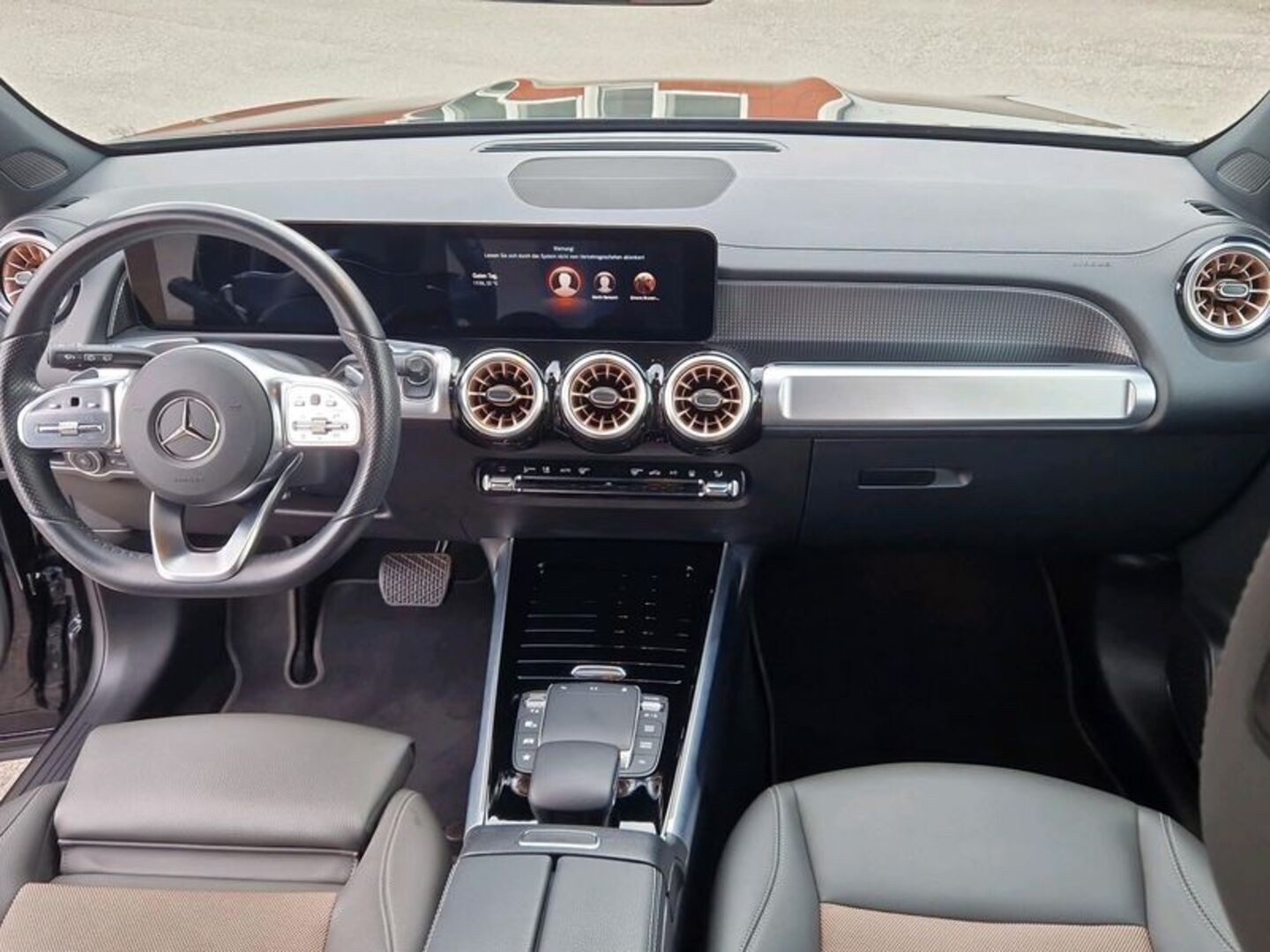 MERCEDES-BENZ EQB 2022