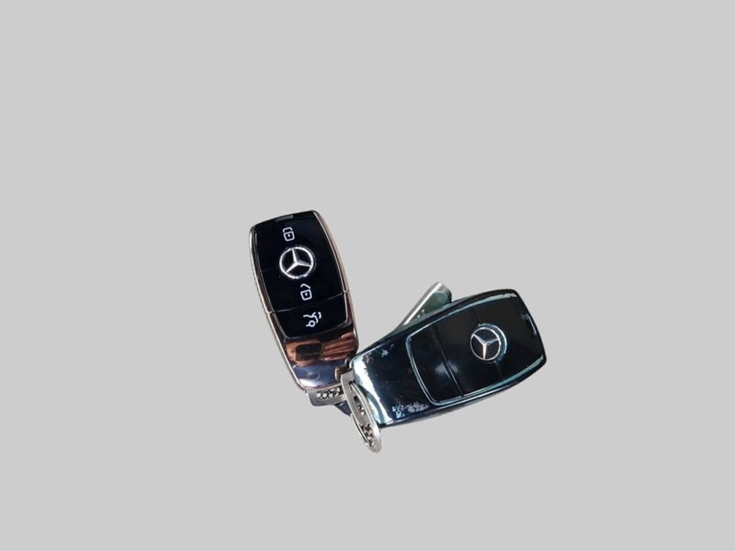 MERCEDES-BENZ EQB 2022