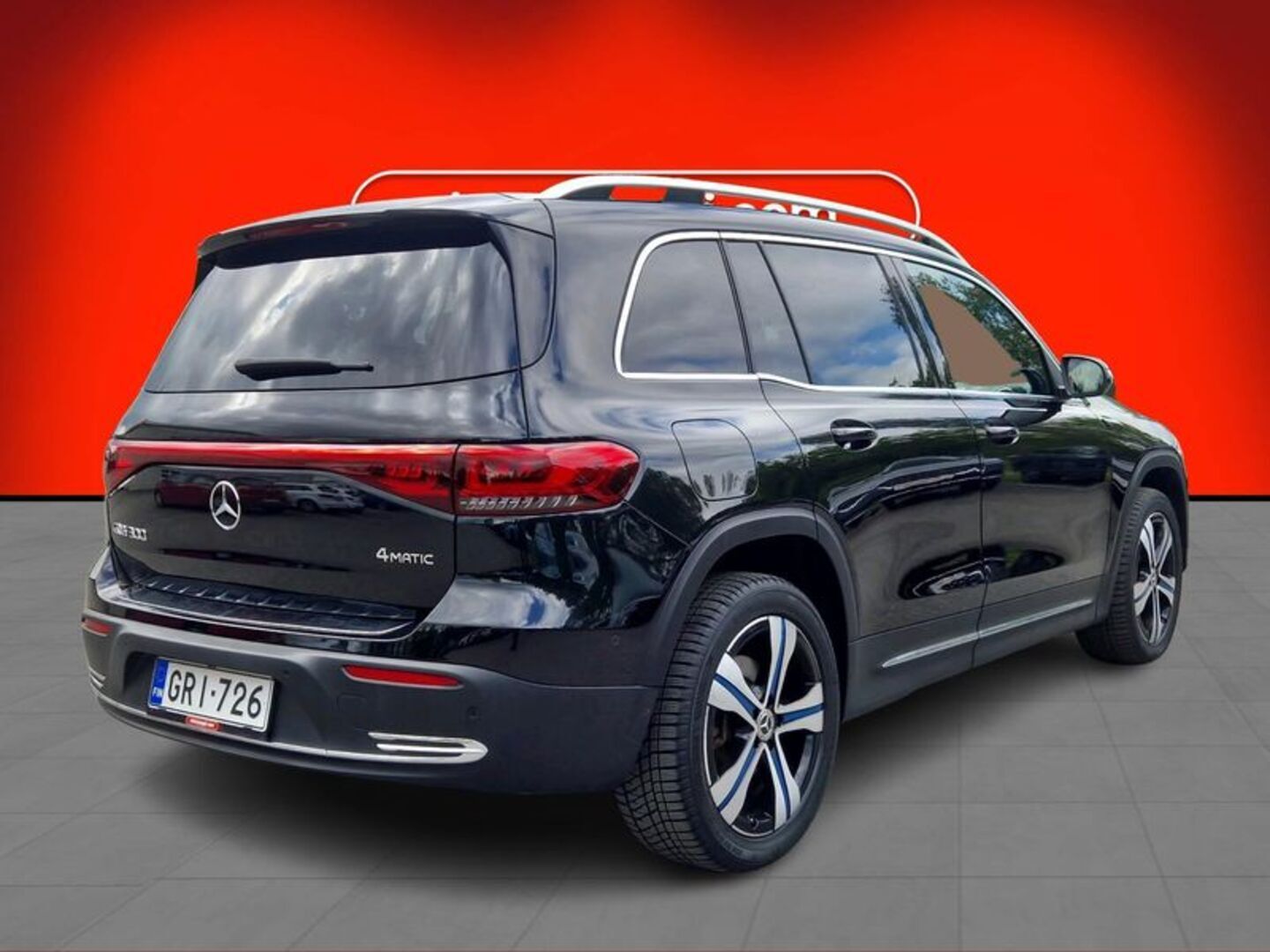 MERCEDES-BENZ EQB 2022