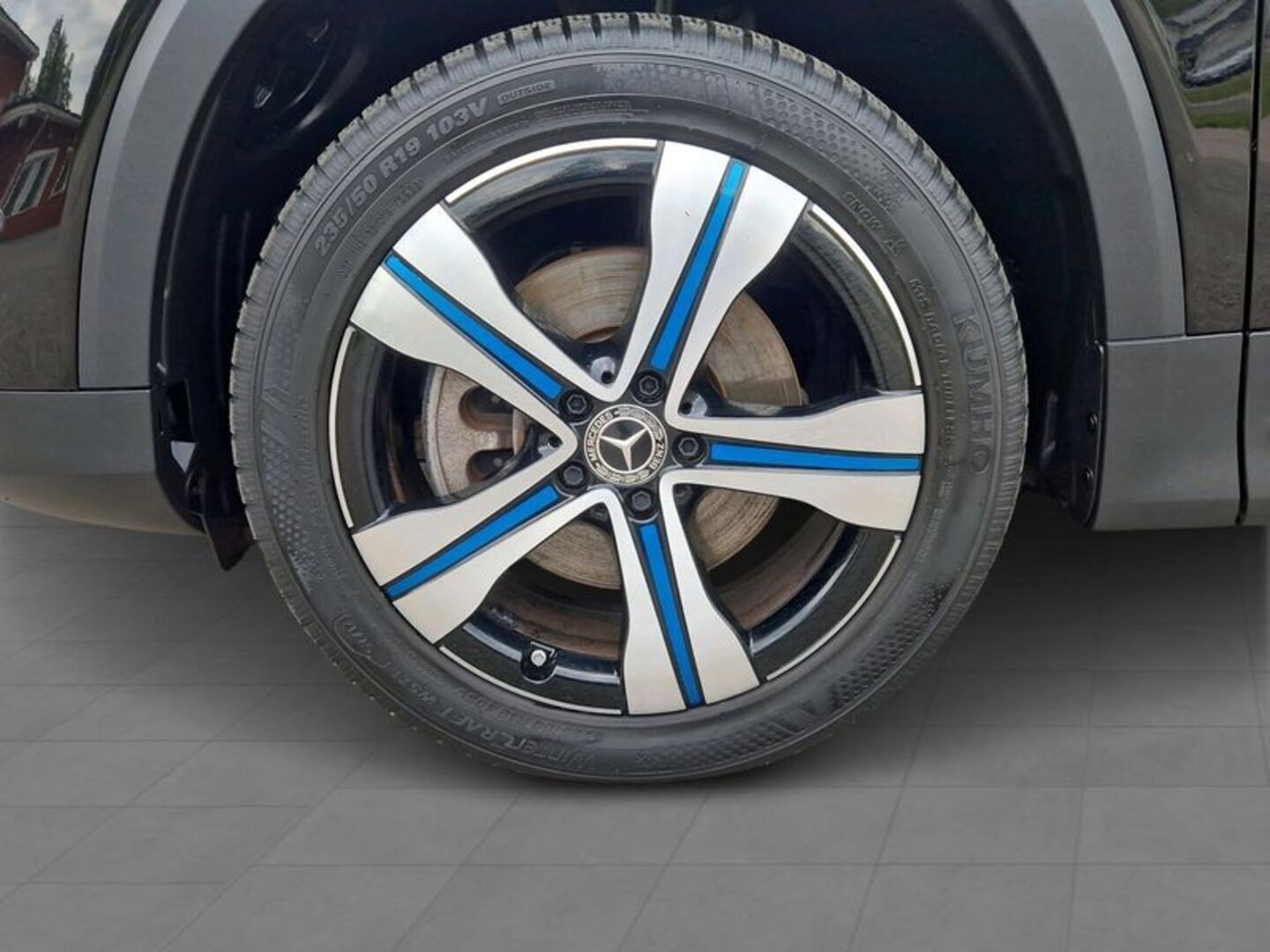 MERCEDES-BENZ EQB 2022