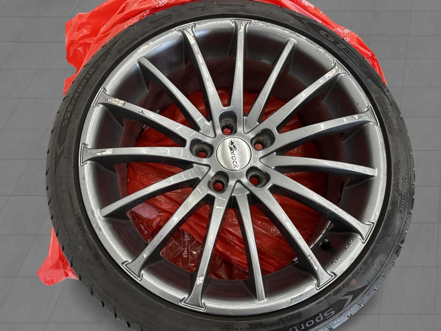 VOLKSWAGEN Golf 2006