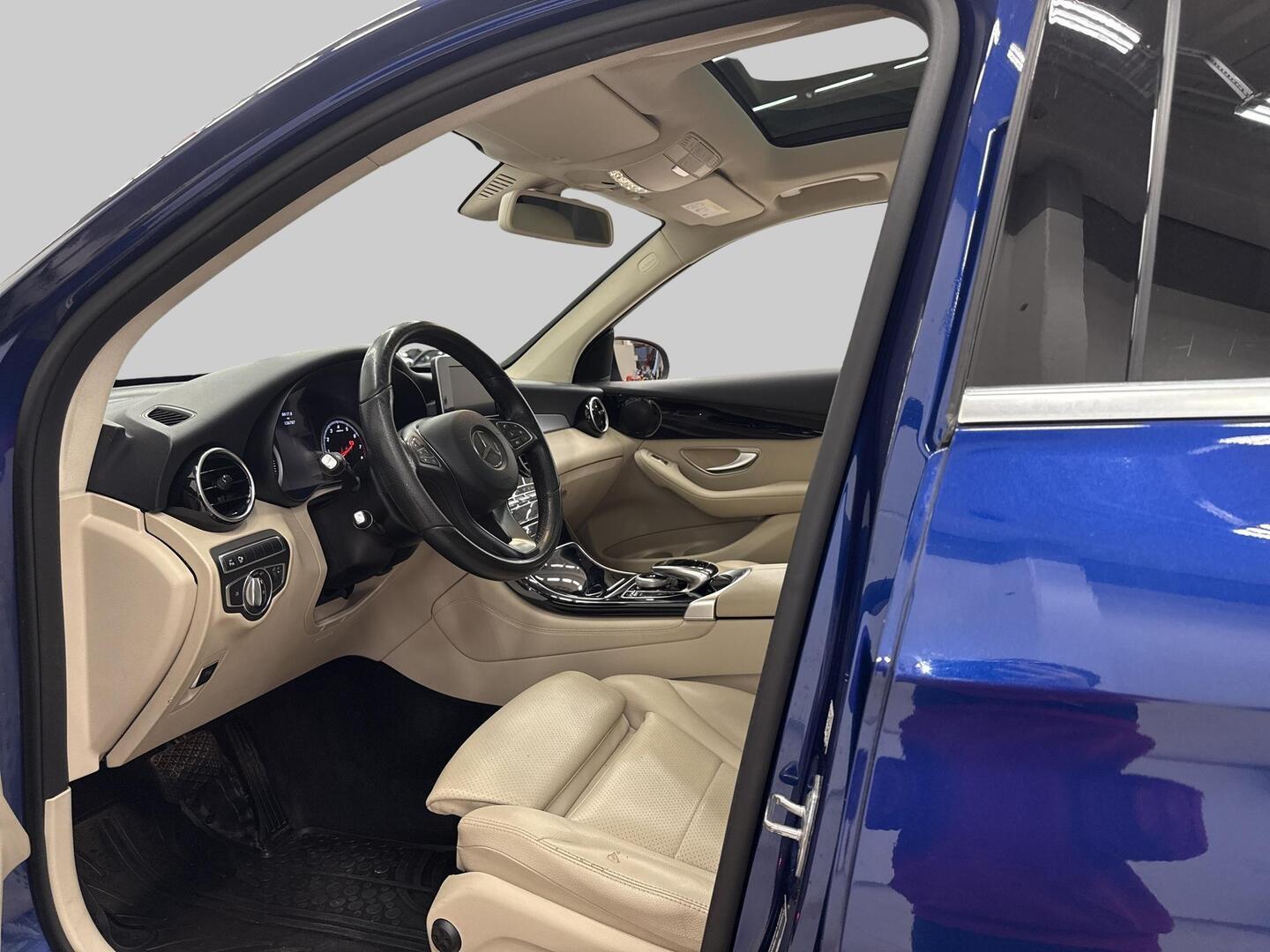 MERCEDES-BENZ GLC 2017