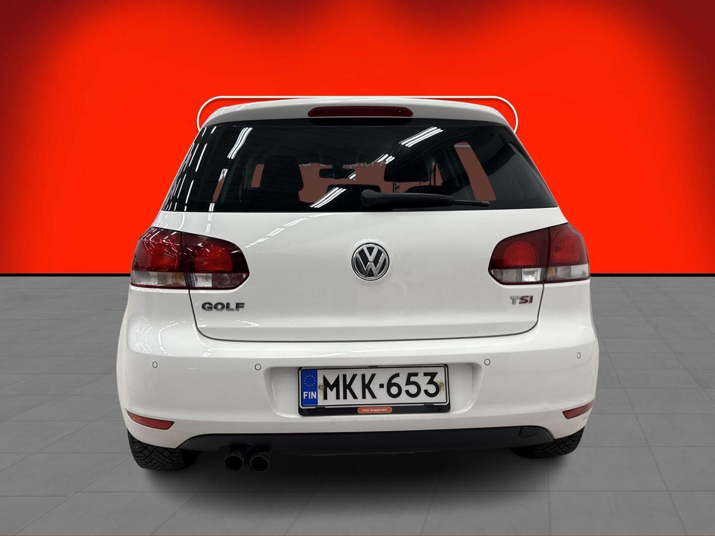 VOLKSWAGEN Golf 2011
