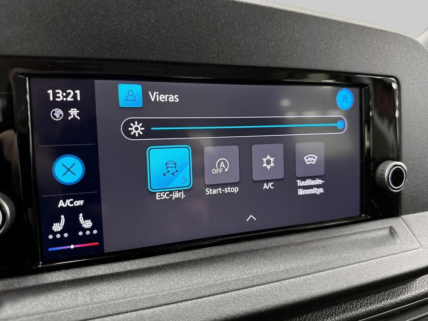 VOLKSWAGEN CADDY 2023