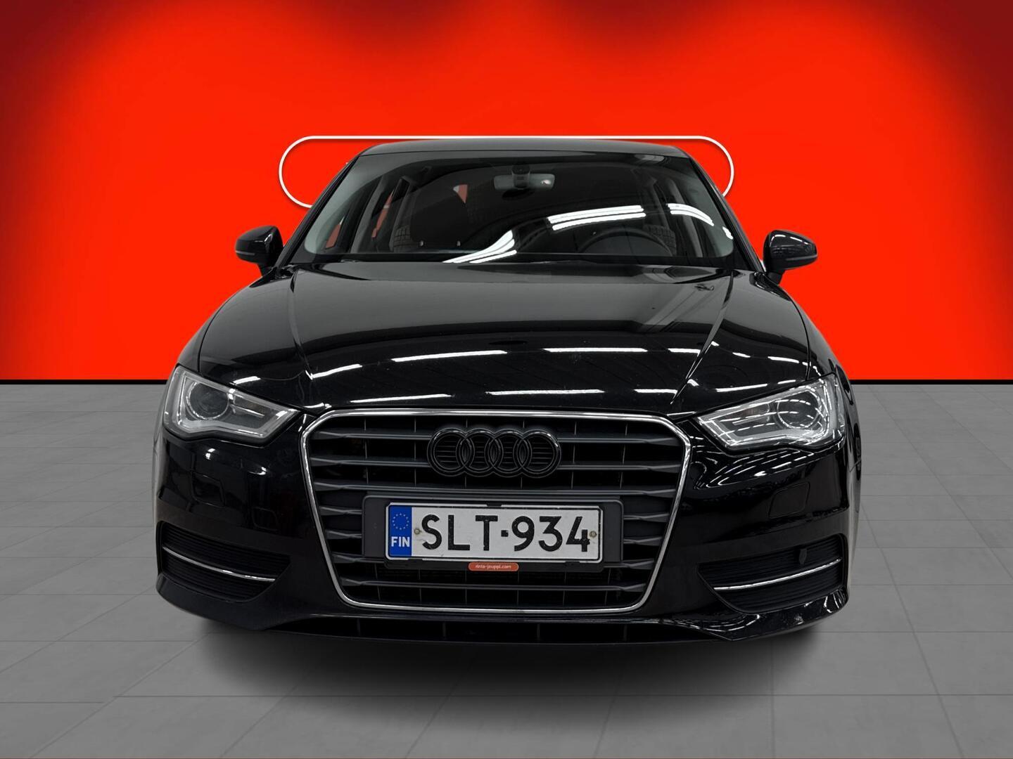 AUDI A3 2015