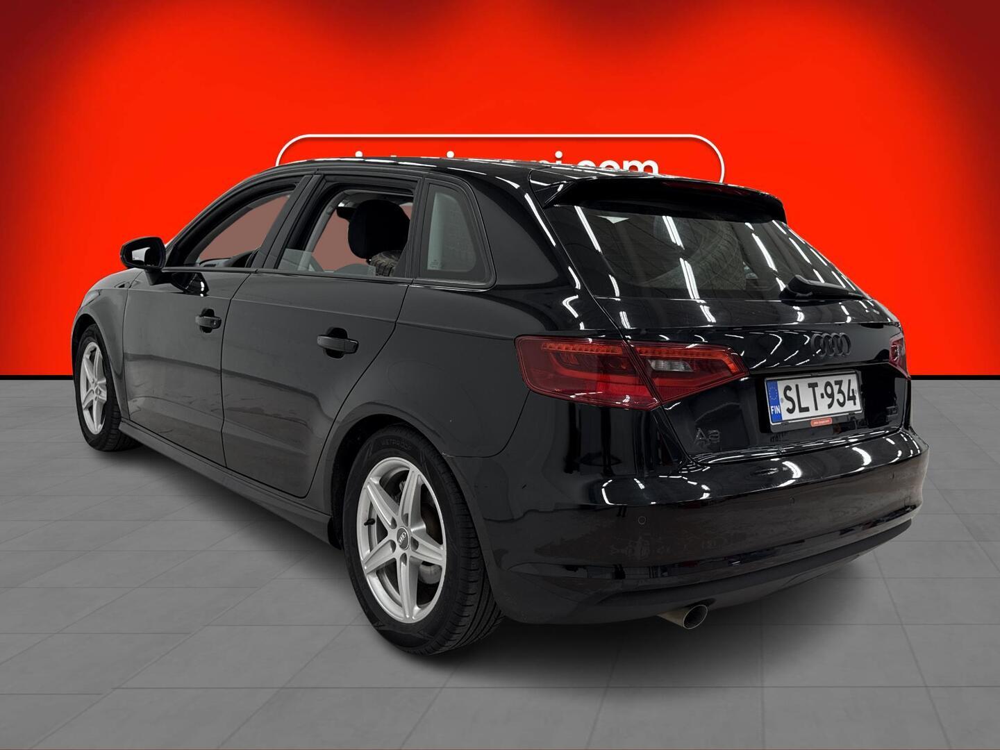 AUDI A3 2015