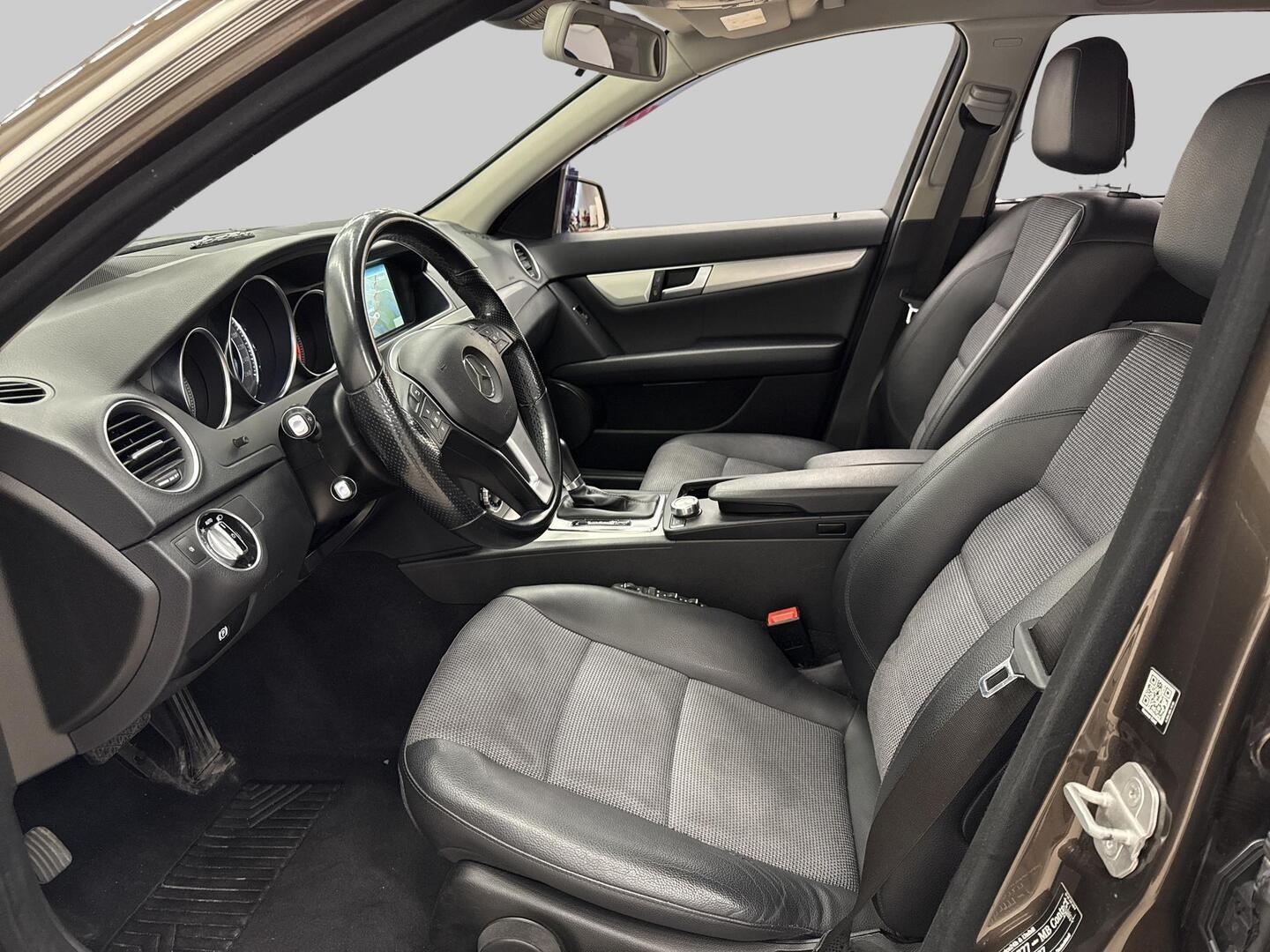 MERCEDES-BENZ C 2014