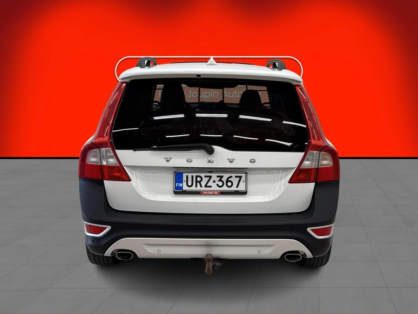 VOLVO XC70 2012