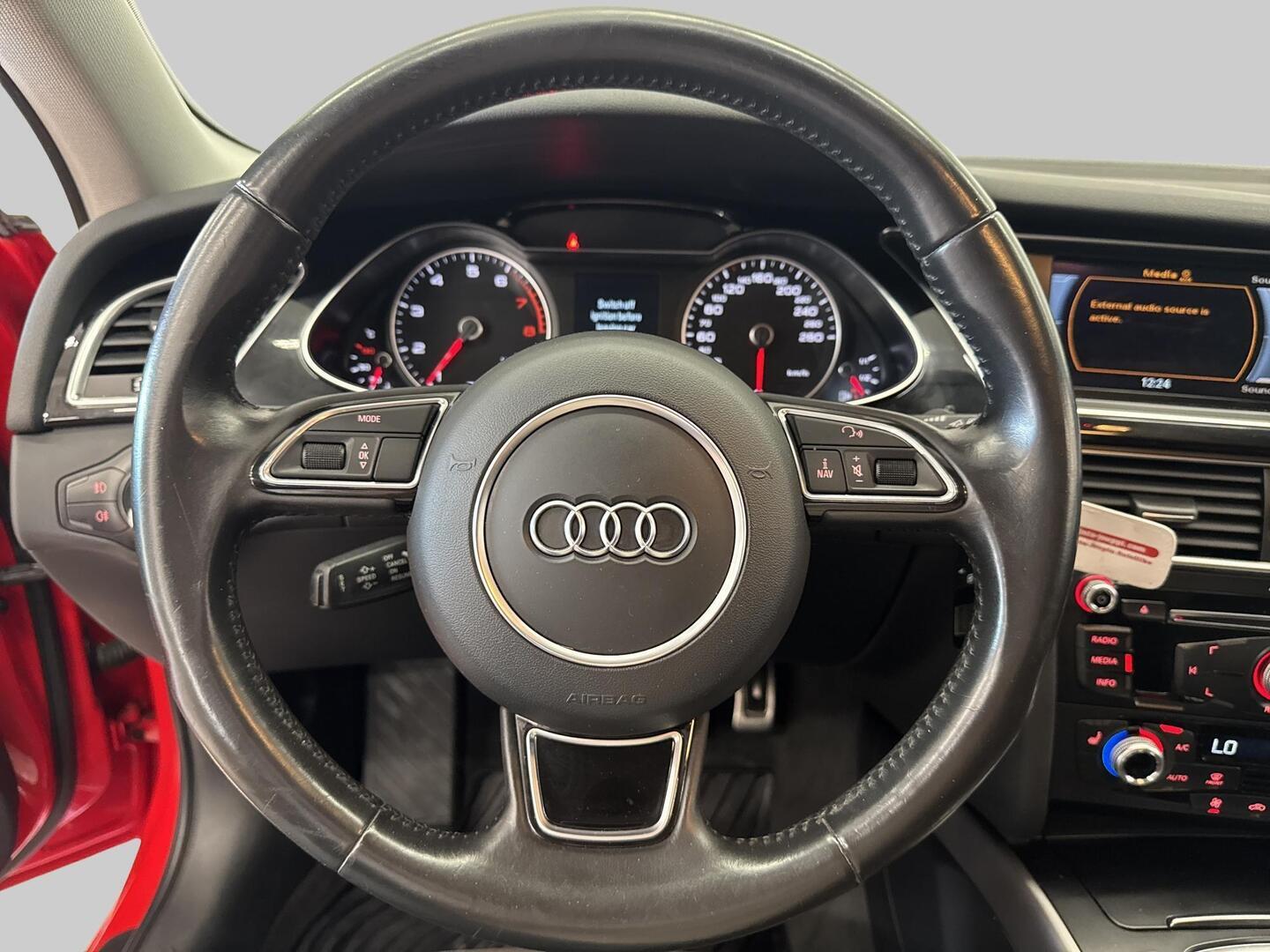 AUDI A4 2015