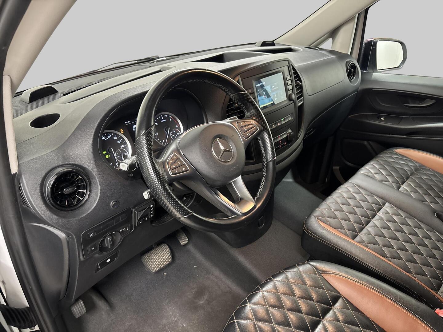 MERCEDES-BENZ Vito 2021