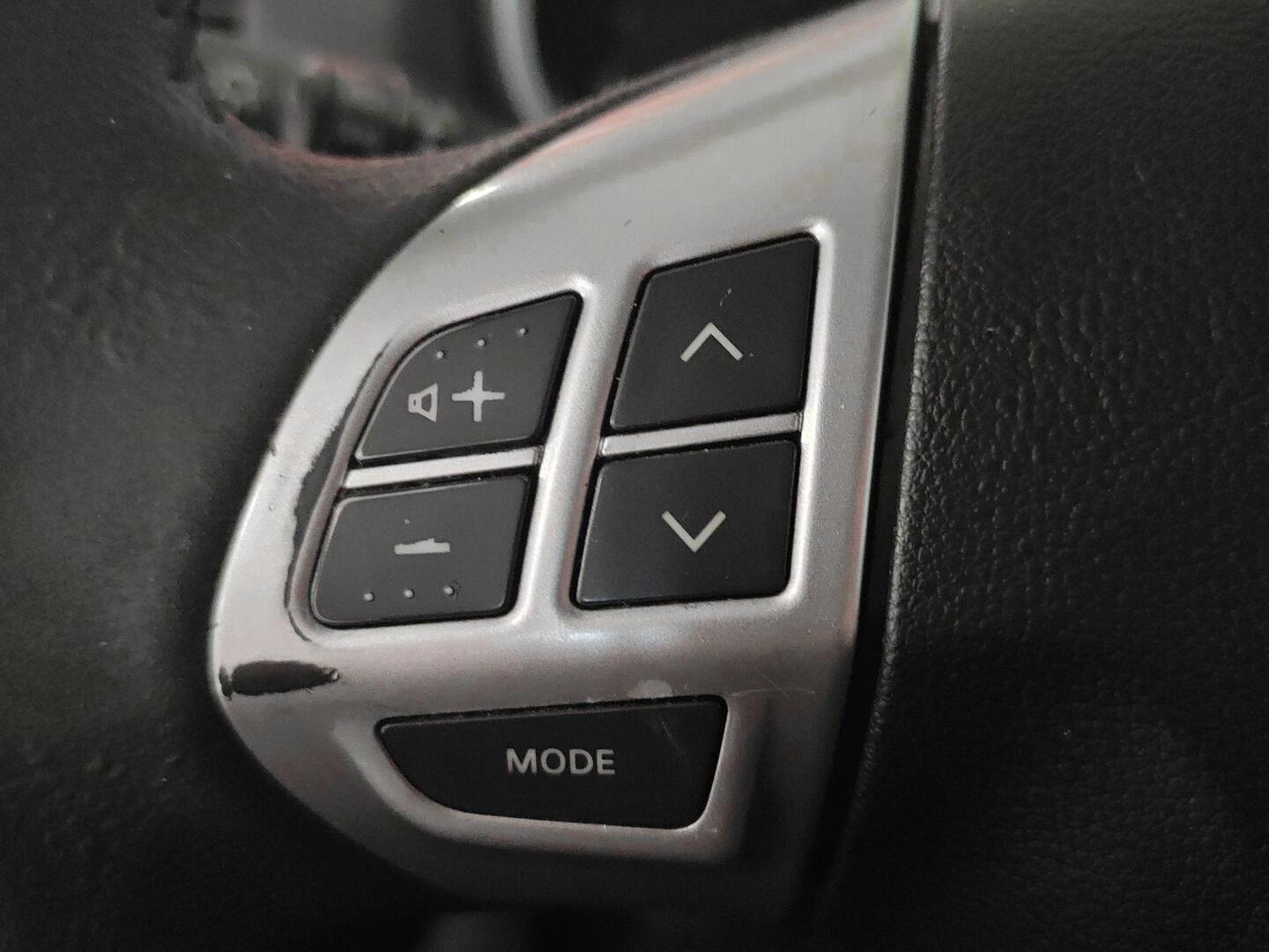 MITSUBISHI Lancer 2013